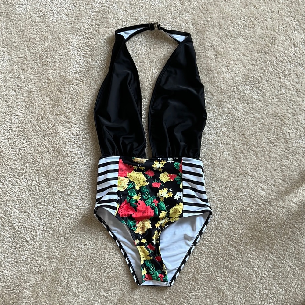 Backless one piece bathing suit!